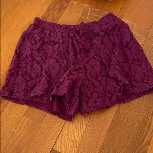 abercrombie cranberry flowy shorts
